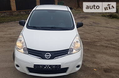 Хетчбек Nissan Note 2011 в 