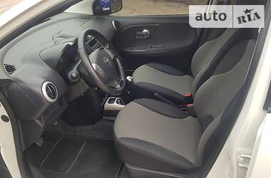 Хетчбек Nissan Note 2011 в 