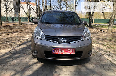 Хетчбек Nissan Note 2011 в 