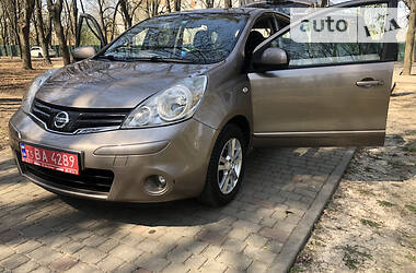Хетчбек Nissan Note 2011 в 