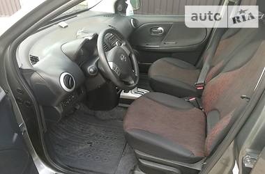 Хетчбек Nissan Note 2010 в 