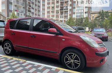 Хэтчбек Nissan Note 2007 в Киеве