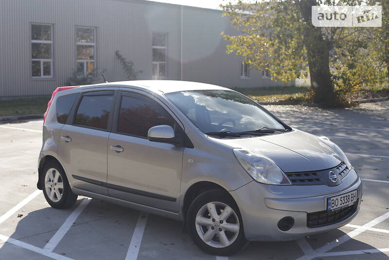 Минивэн Nissan Note 2008 в Чорткове