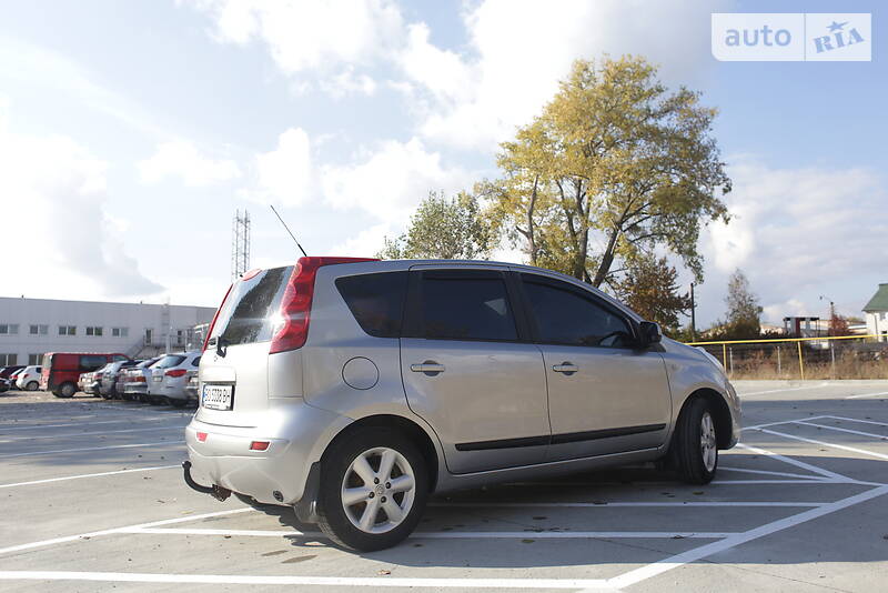 Минивэн Nissan Note 2008 в Чорткове