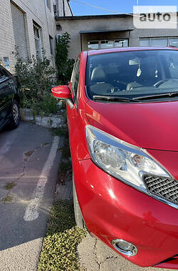 Хэтчбек Nissan Note 2014 в Киеве