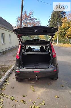 Хэтчбек Nissan Note 2008 в Радомышле