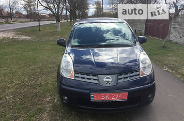 Хэтчбек Nissan Note 2008 в Киверцах