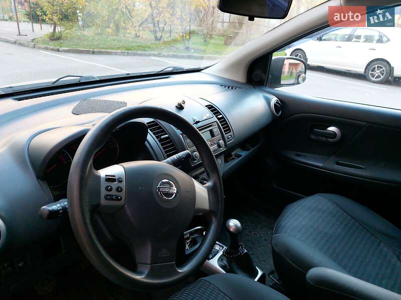 Хетчбек Nissan Note 2011 в Тернополі