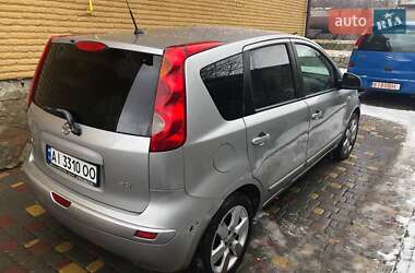 Хэтчбек Nissan Note 2008 в 