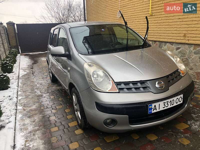 Хэтчбек Nissan Note 2008 в Днепре