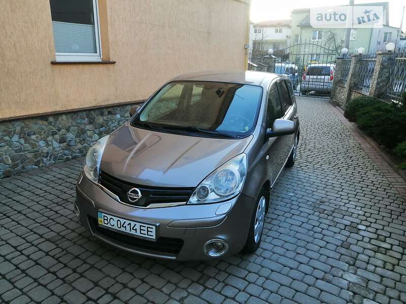 2013 Nissan Note, VIN SJNFAAE11U2201714:plate — фото 1 (autoria)