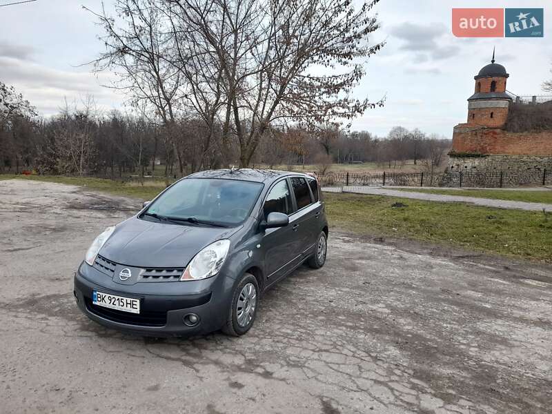 Хэтчбек Nissan Note 2006 в Дубно фото 28 Хэтчбек Nissan Note 2006 в Дубно