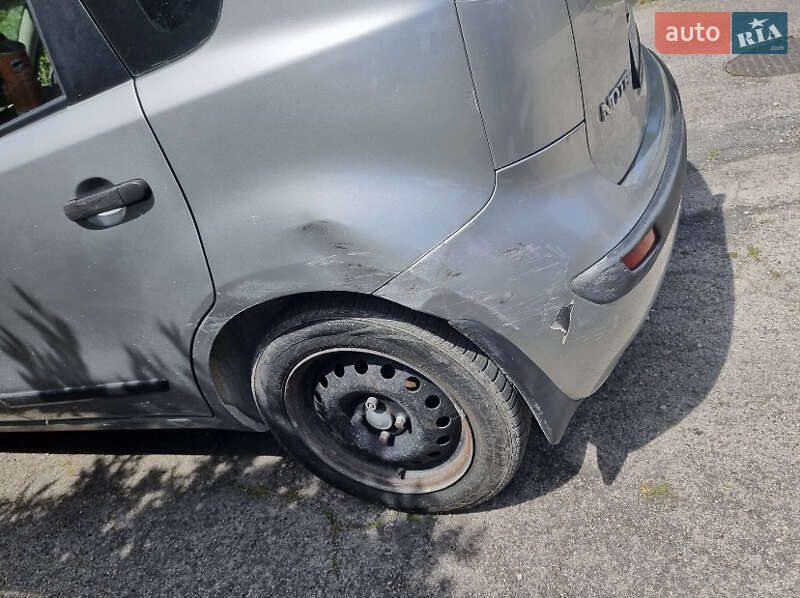 Хэтчбек Nissan Note 2006 в Одессе