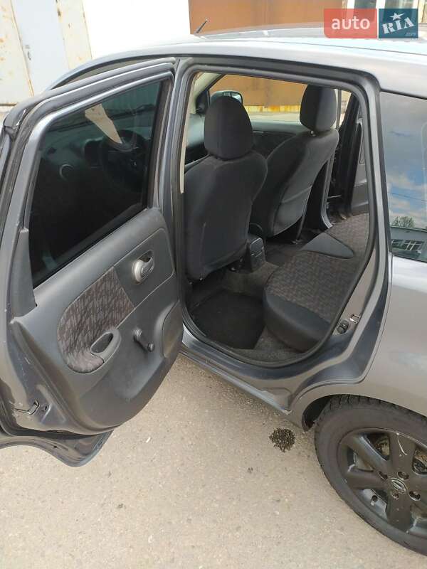 Хетчбек Nissan Note 2006 в Миколаєві