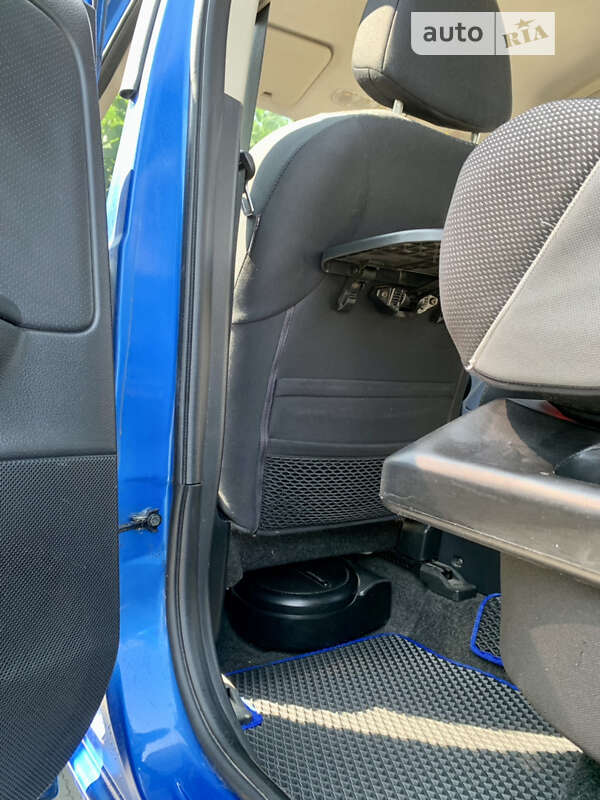 Хэтчбек Nissan Note 2008 в Мукачево