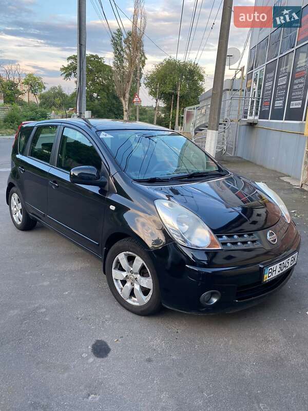 Хэтчбек Nissan Note 2007 в Одессе