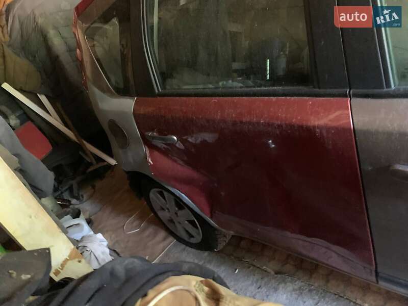 Хетчбек Nissan Note 2007 в Остер фото 14 Хетчбек Nissan Note 2007 в Остер