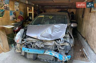Хэтчбек Nissan Note 2007 в Остер