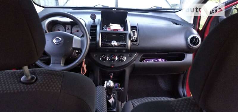 Хэтчбек Nissan Note 2007 в Луцке