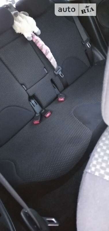 Хэтчбек Nissan Note 2007 в Луцке