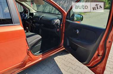 Хэтчбек Nissan Note 2006 в Городке