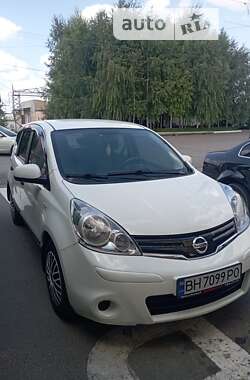 Хэтчбек Nissan Note 2013 в Беляевке