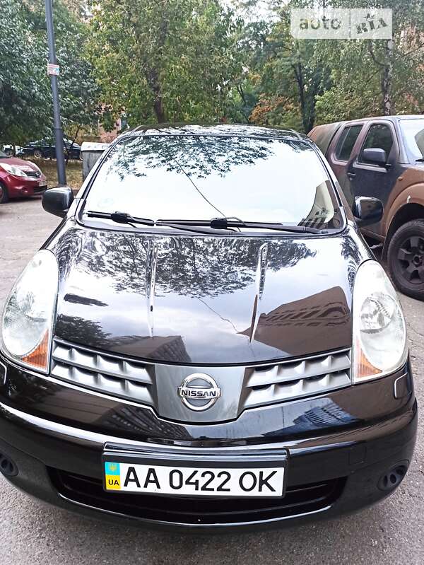 Хэтчбек Nissan Note 2008 в Киеве