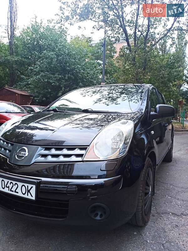 Хэтчбек Nissan Note 2008 в Киеве