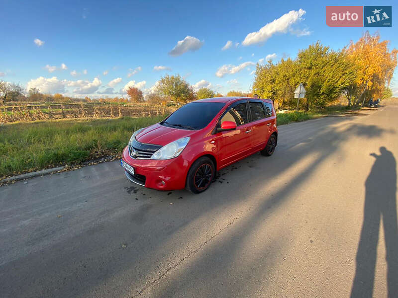 Nissan Note 2011