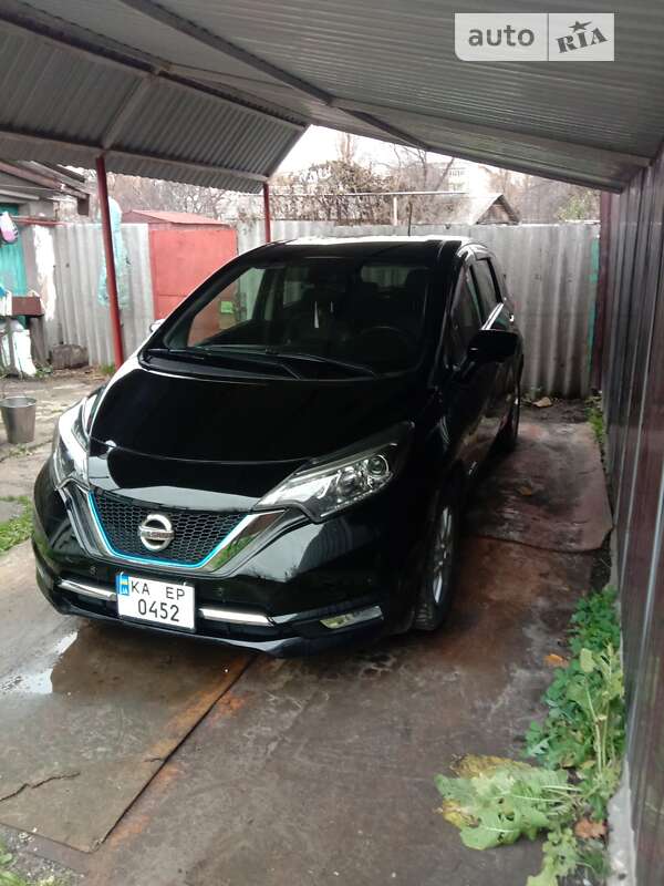 Хэтчбек Nissan Note 2018 в Шостке