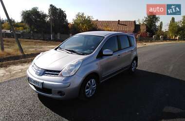 Хэтчбек Nissan Note 2008 в Рени