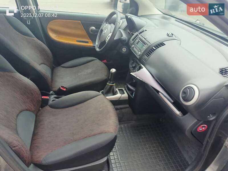 Хэтчбек Nissan Note 2011 в Одессе