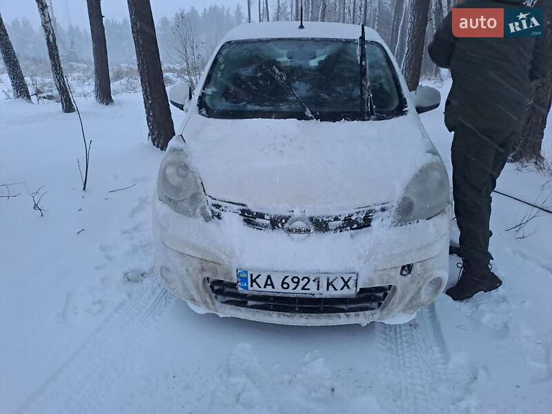 Хэтчбек Nissan Note 2012 в Киеве