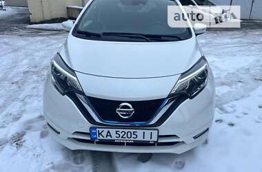 Хетчбек Nissan Note 2016 в Києві