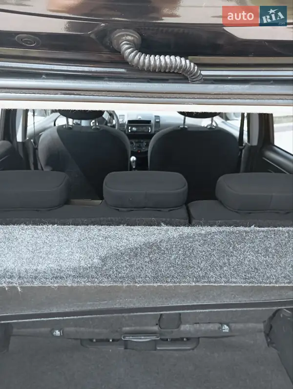 Хетчбек Nissan Note 2011 в 