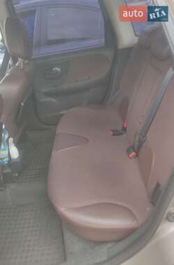 Хэтчбек Nissan Note 2008 в Украинке