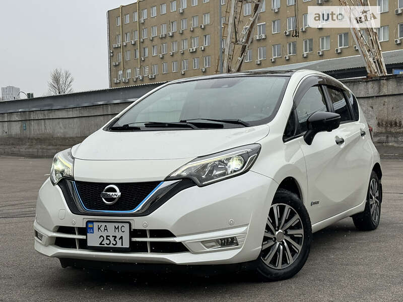 Хэтчбек Nissan Note 2018 в Киеве