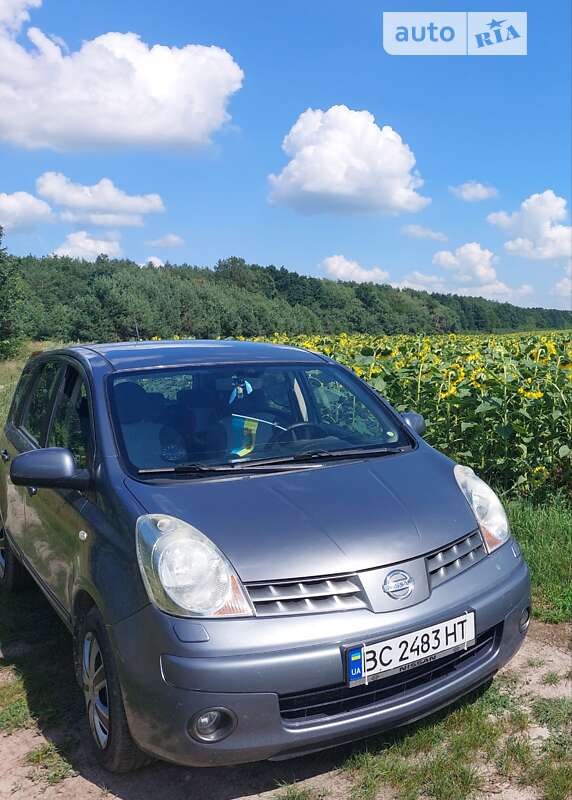 Хэтчбек Nissan Note 2008 в Бродах