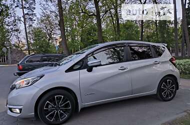 Хэтчбек Nissan Note 2017 в Ирпене