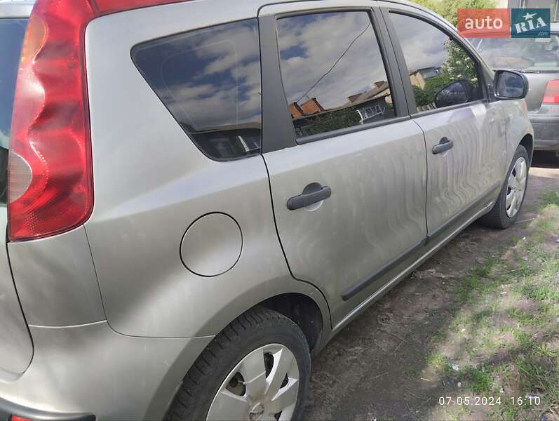 Хетчбек Nissan Note 2007 в Житомирі