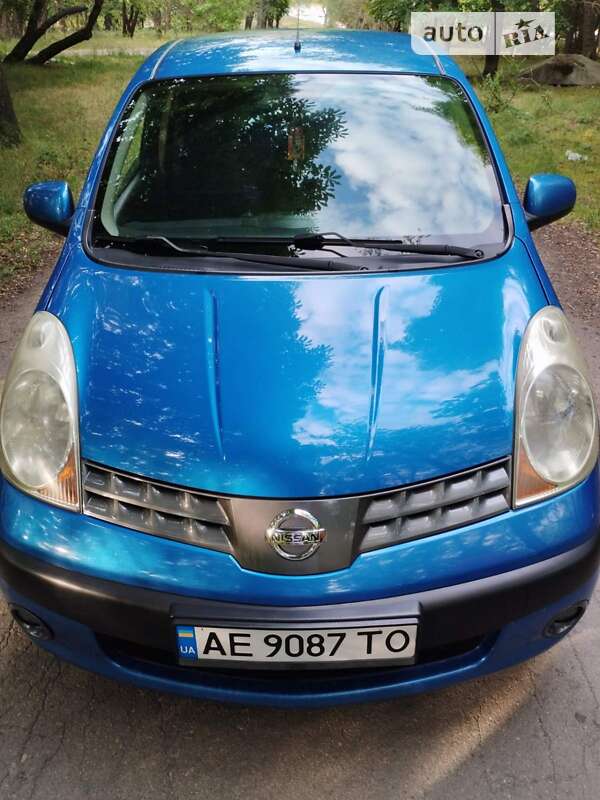 Хэтчбек Nissan Note 2006 в Днепре