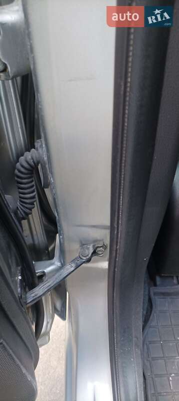 Хэтчбек Nissan Note 2006 в Желтых Водах фото 2 Хэтчбек Nissan Note 2006 в Желтых Водах