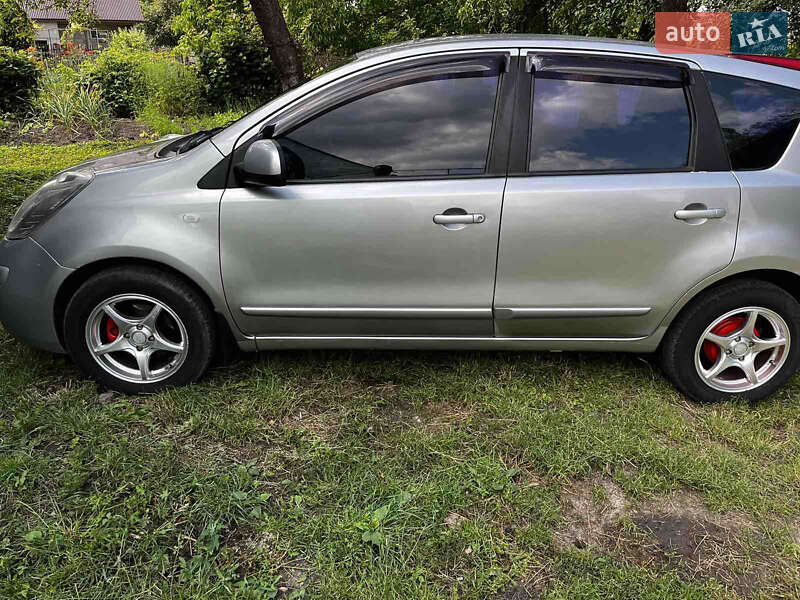 Хэтчбек Nissan Note 2008 в Хмельницком