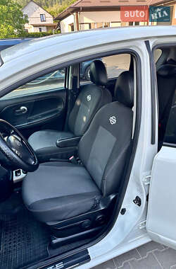 Хэтчбек Nissan Note 2012 в Могилев-Подольске