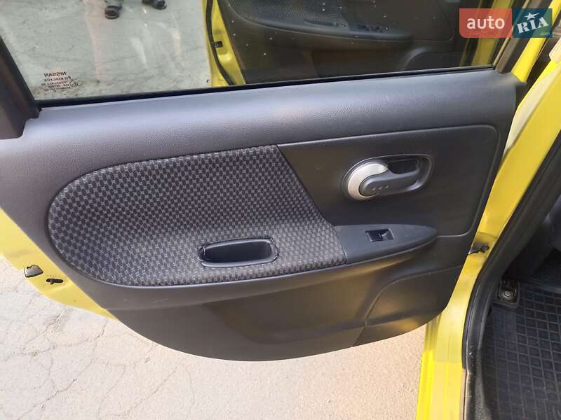 Хэтчбек Nissan Note 2006 в Умани