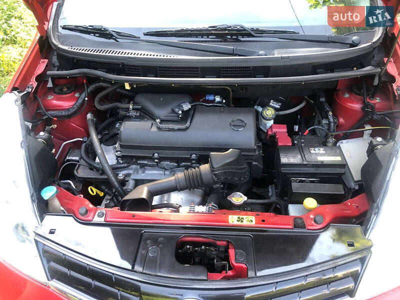 Хэтчбек Nissan Note 2009 в Запорожье
