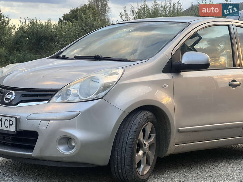 Хетчбек Nissan Note 2011 в Надвірній фото 3 Хетчбек Nissan Note 2011 в Надвірній