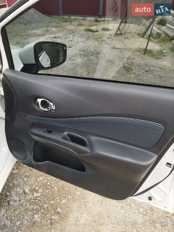 Хэтчбек Nissan Note 2013 в Красилове