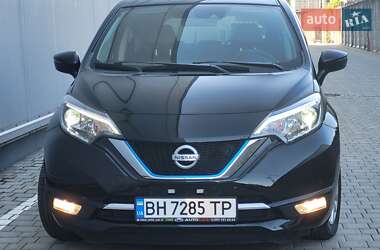 Хэтчбек Nissan Note 2018 в 
