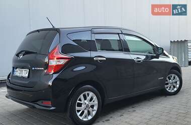 Хэтчбек Nissan Note 2018 в 
